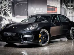 Tiefschwarzmaronenbraun Gebraucht 2016 Porsche Panamera Exclusive Series Limousine | 124.950 €