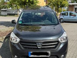 Grau Gebraucht 2017 Dacia Dokker Kombi | 6.000 € (Superpreis)