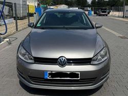 Grau Gebraucht 2016 VW Golf VII Allstar Limousine | 12.500 € (Etwas zu teuer)