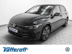 Grau Neu 2025 VW Golf VIII Style Limousine | 32.950 € (Etwas zu teuer)