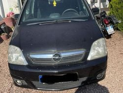 Schwarz Gebraucht 2006 Opel Meriva Van / Kleinbus | 1.600 €