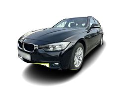 Schwarz Gebraucht 2019 BMW 320 Advantage | 25.286 €