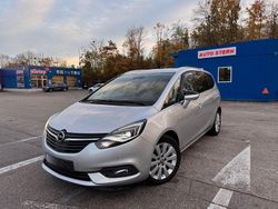 Silber Gebraucht 2018 Opel Zafira Innovation Van / Kleinbus | 12.450 € (Fairer Preis)