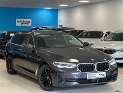 Grau Gebraucht 2022 BMW 520 Performance Limousine | 26.979 € (Guter Preis)