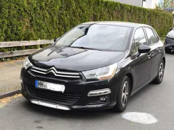 Schwarz Gebraucht 2011 Citroën C4 Attraction Limousine | 4.499 € (Fairer Preis)