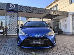 Blau Gebraucht 2018 Toyota Yaris Hybrid Style Limousine | 15.480 € (Fairer Preis)