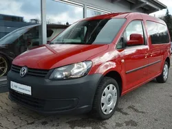 Salsa red Gebraucht 2013 VW Caddy Maxi Trendline Van / Kleinbus | 7.990 € (Fairer Preis)