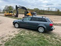 Grau Gebraucht 2005 Audi A4 Kombi | 2.500 € (Superpreis)