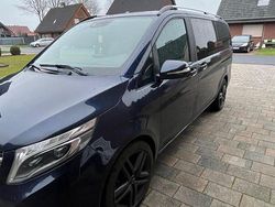 Blau Gebraucht 2015 Mercedes V250 Avantgarde Van / Kleinbus | 26.500 € (Superpreis)