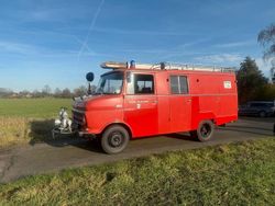 Rot Gebraucht 1970 Opel Blitz Limousine | 6.500 €