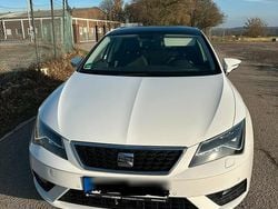 Weiß Gebraucht 2019 Seat Leon SC Kleinwagen | 15.000 €