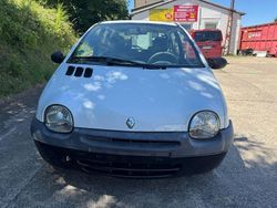 Weiß Gebraucht 2005 Renault Twingo Kleinwagen | 1.299 € (Fairer Preis)