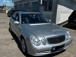 Silber Gebraucht 2005 Mercedes E320 Limousine | 9.790 €
