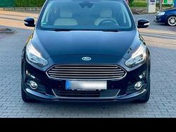 Schwarz Gebraucht 2015 Ford S-MAX S Van / Kleinbus | 10.990 € (Fairer Preis)