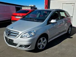 Silber Gebraucht 2009 Mercedes B180 Van / Kleinbus | 3.950 € (Fairer Preis)