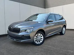 Black magic perleffekt Neu 2025 Skoda Kamiq Selection SUV | 29.369 € (Guter Preis)