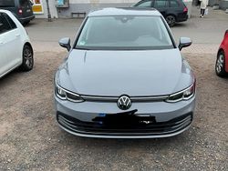 Grau Gebraucht 2024 VW Golf VIII Move Kleinwagen | 21.590 € (Superpreis)