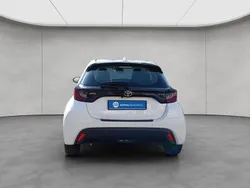 Toyota Yaris Hybrid