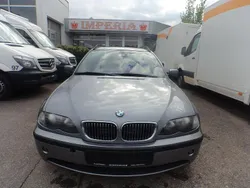 Grau Gebraucht 2004 BMW 318 Lifestyle Kombi | 1.999 € (Fairer Preis)