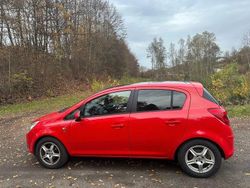 Rot Gebraucht 2010 Opel Corsa Edition Limousine | 6.500 € (Etwas zu teuer)