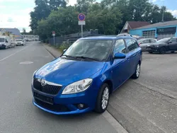 Blau Gebraucht 2014 Skoda Fabia Ambition Kombi | 4.500 € (Guter Preis)