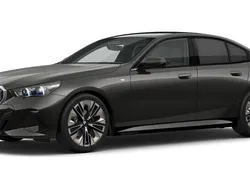 Grau Gebraucht 2024 BMW 520 Comfort Edition Limousine | 57.676 € (Fairer Preis)