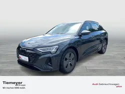 Grau Gebraucht 2023 Audi Q8 e-tron Advanced SUV | 50.870 € (Superpreis)