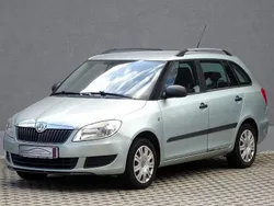 Grün Gebraucht 2010 Skoda Fabia Cool Edition Kombi | 2.800 € (Fairer Preis)