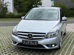 Silber Gebraucht 2012 Mercedes B180 Van / Kleinbus | 6.100 € (Superpreis)
