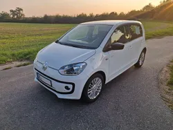 Weiß Gebraucht 2014 VW up! move up! Kleinwagen | 5.700 € (Fairer Preis)