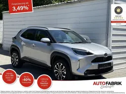 Schwarz Neu 2025 Toyota Yaris Cross Style SUV | 27.090 € (Fairer Preis)