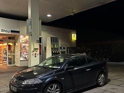 Grau Gebraucht 2005 Renault Mégane Cabriolet Cabrio | 4.500 €