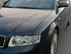 Schwarz Gebraucht 2001 Audi A4 Limousine | 1.200 € (Guter Preis)