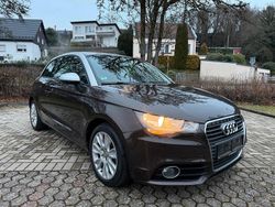Braun Gebraucht 2011 Audi A1 Kleinwagen | 7.899 € (Etwas zu teuer)