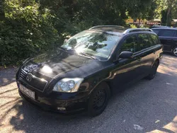 Schwarz Gebraucht 2005 Toyota Avensis Sol Kombi | 999 € (Superpreis)