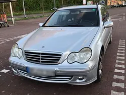 Mercedes C200
