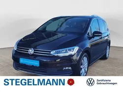 Deep black perleffekt Gebraucht 2018 VW Touran Highline Van / Kleinbus | 24.950 € (Guter Preis)