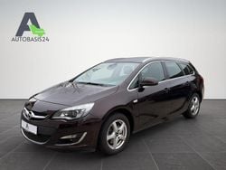 Braun Gebraucht 2014 Opel Astra Exklusiv Kombi | 5.900 € (Guter Preis)