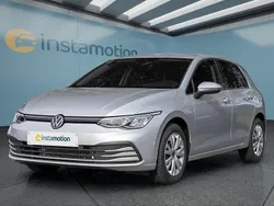 Silber Gebraucht 2024 VW Golf VIII Kleinwagen | 23.899 € (Guter Preis)