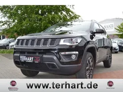 Schwarz Gebraucht 2020 Jeep Compass Trailhawk SUV | 19.490 € (Fairer Preis)
