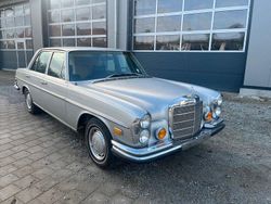 Silber Gebraucht 1973 Mercedes W108 SE Limousine | 12.850 €