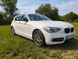 Weiß Gebraucht 2015 BMW 118 Sport Line Kleinwagen | 14.999 €