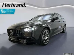 Unilack schwarz Gebraucht 2021 Mercedes E63 AMG AMG Kombi | 73.980 € (Fairer Preis)