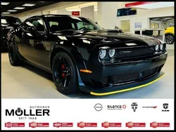 F8 green Gebraucht 2023 Dodge Challenger Coupé | 82.990 €