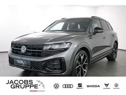 Grau Gebraucht 2025 VW Touareg Style SUV | 76.680 € (Teuer)