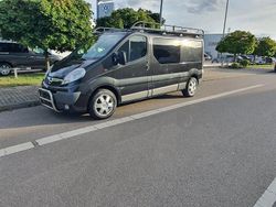 Schwarz Gebraucht 2013 Opel Vivaro Van | 6.499 € (Teuer)