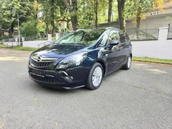 Grün Gebraucht 2015 Opel Zafira Tourer drive Van / Kleinbus | 9.400 € (Guter Preis)
