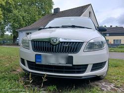 Weiß Gebraucht 2014 Skoda Roomster RS Van / Kleinbus | 4.499 € (Fairer Preis)