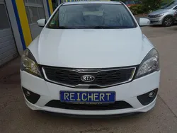 Weiß Gebraucht 2011 Kia ProCeed Spirit Kleinwagen | 3.500 € (Superpreis)