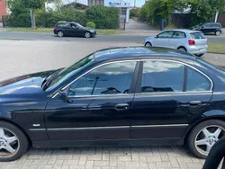 Schwarz Gebraucht 1998 BMW 520 Limousine | 2.500 € (Superpreis)